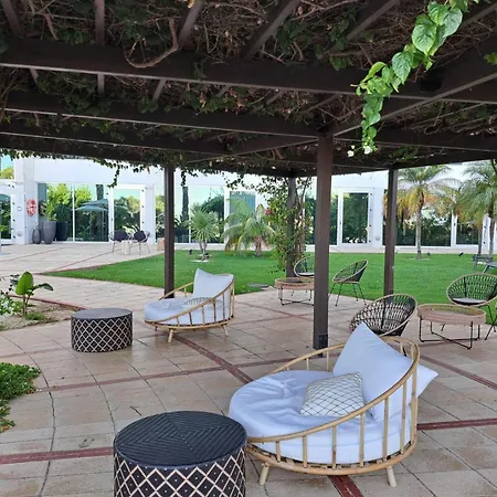 Апартаменты Marina View With Pool *